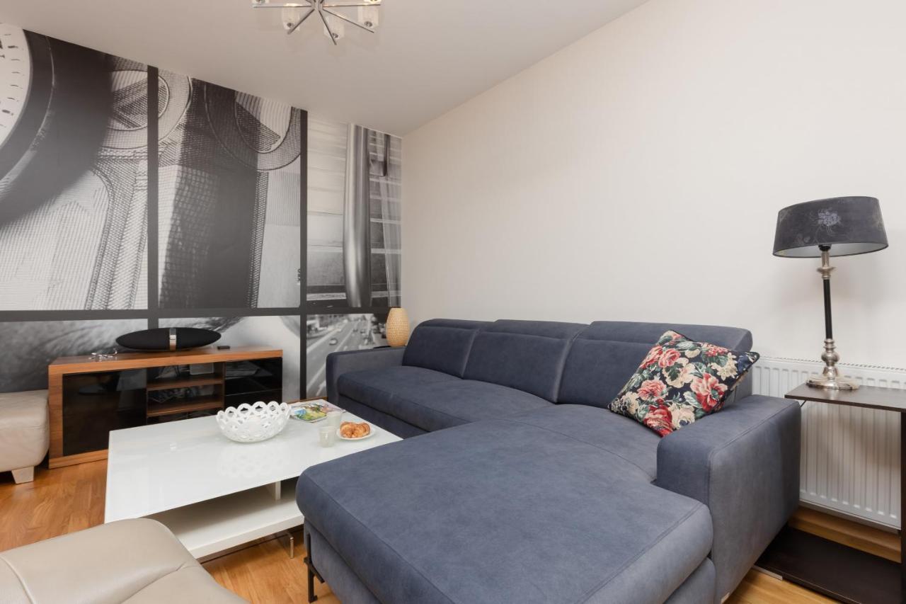 Warsaw Śródmieście Apartment with balcony&parking by Renters Varsóvia Exterior foto